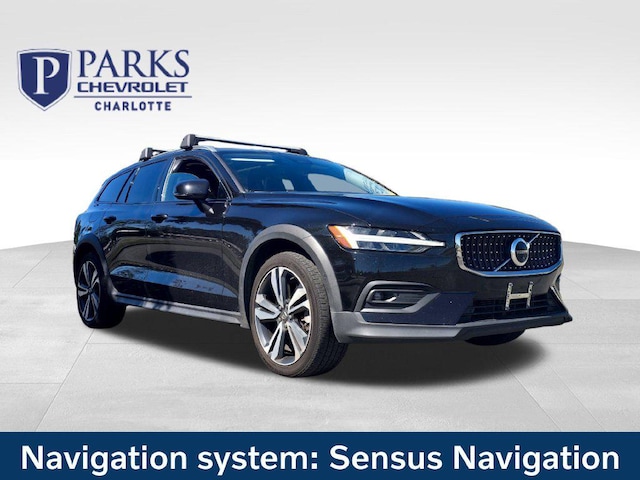 2023 Volvo V60 Cross Country