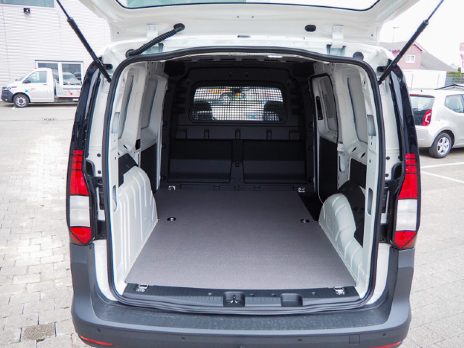 Volkswagen Caddy Maxi Cargo – Bild 20