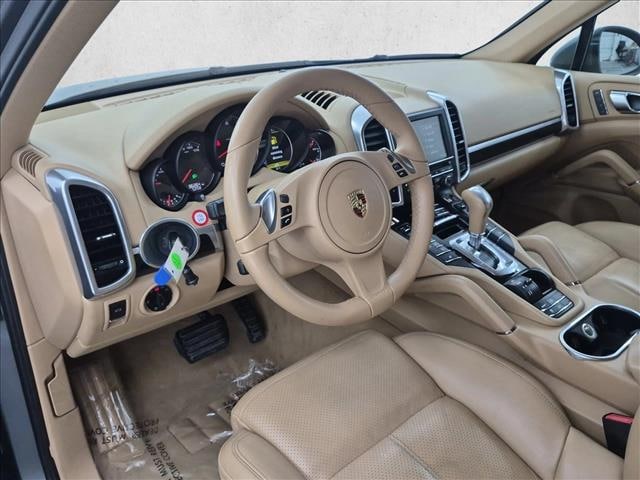 2013 Porsche Cayenne Hybrid
