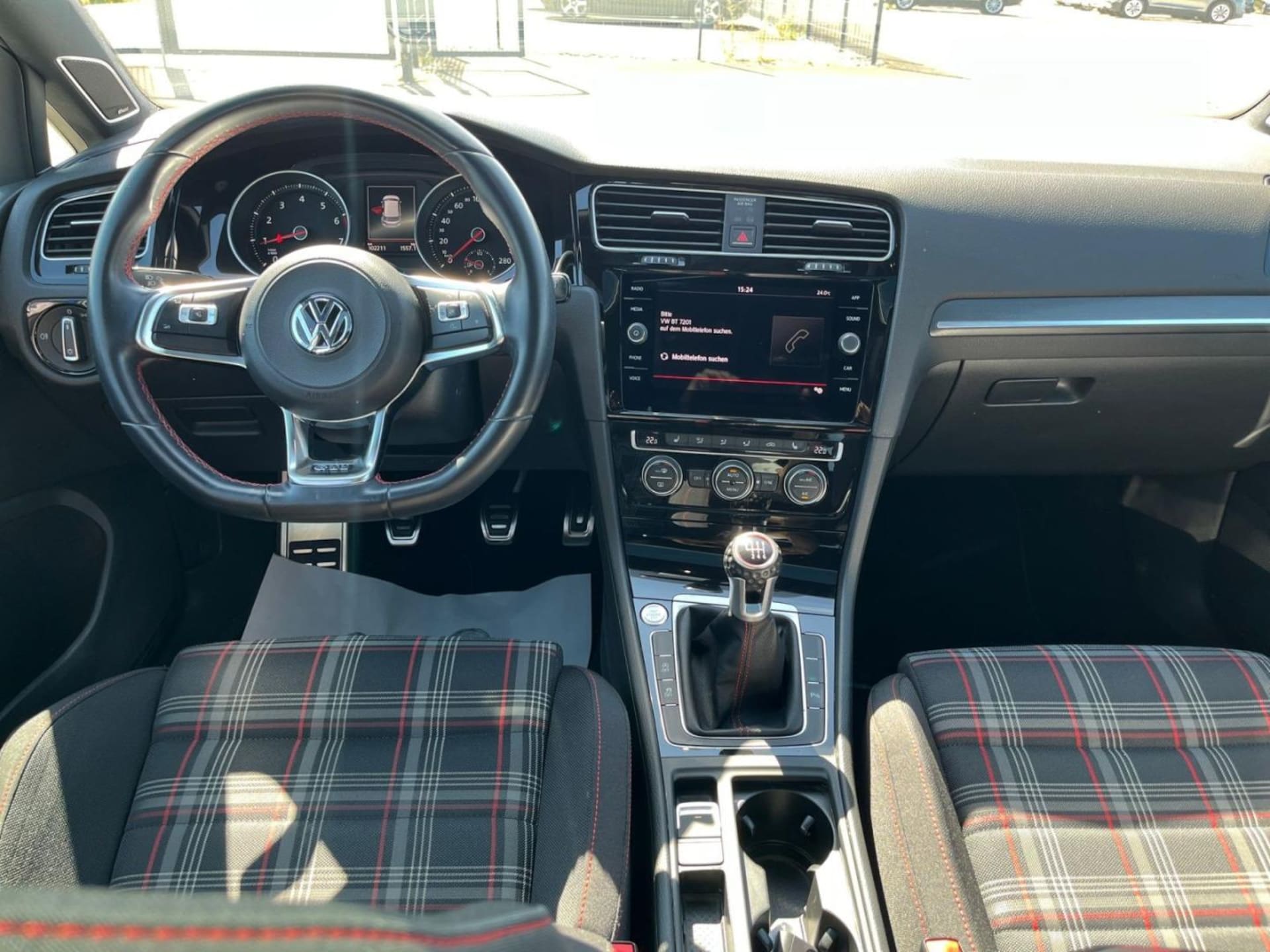 Volkswagen Golf GTI
