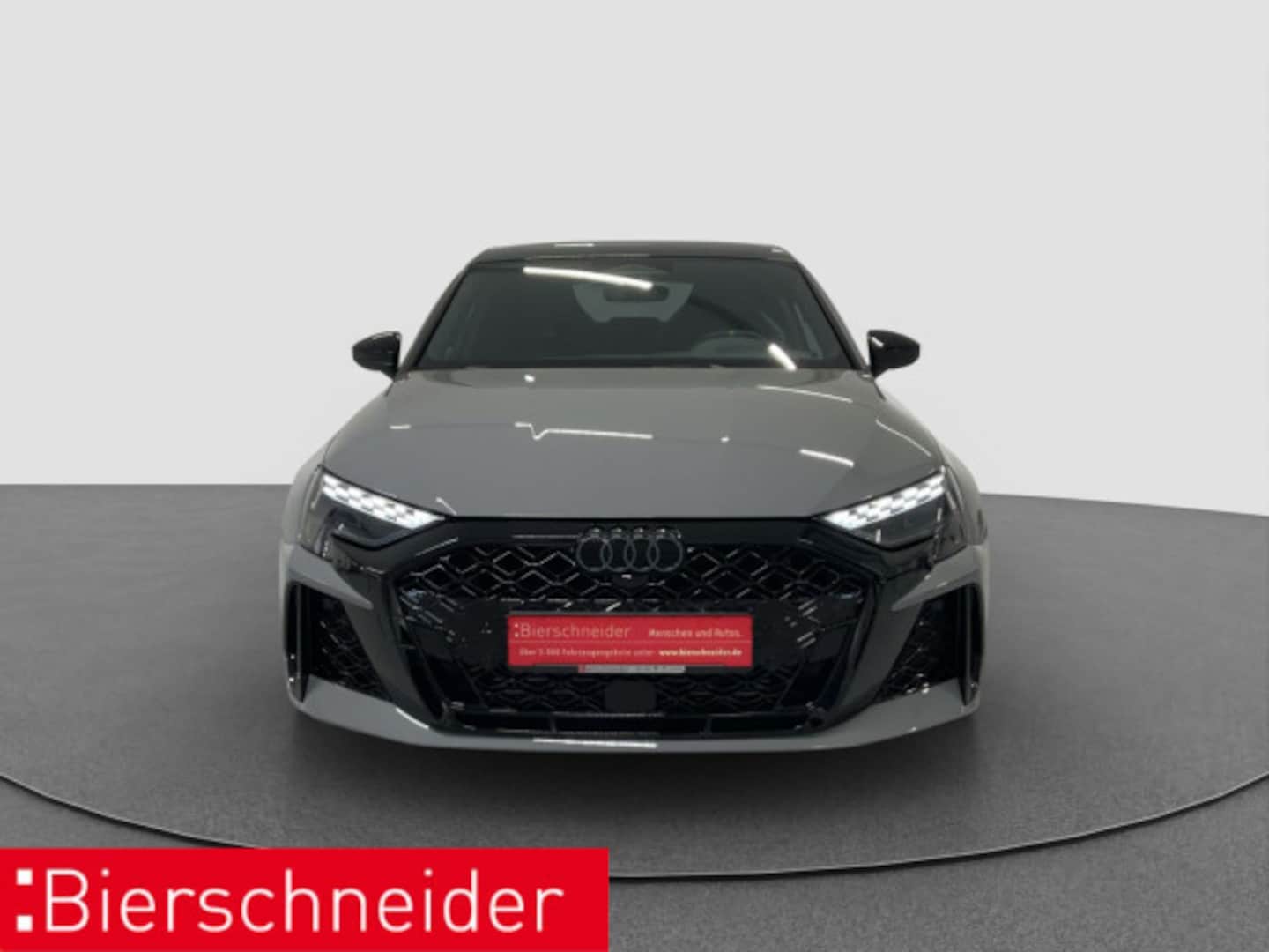 Bild über Audi RS 3 Sportback TFSI quattro 294 kW S tronic - für weitere Informationen kontaktieren Sie den Audi Partner