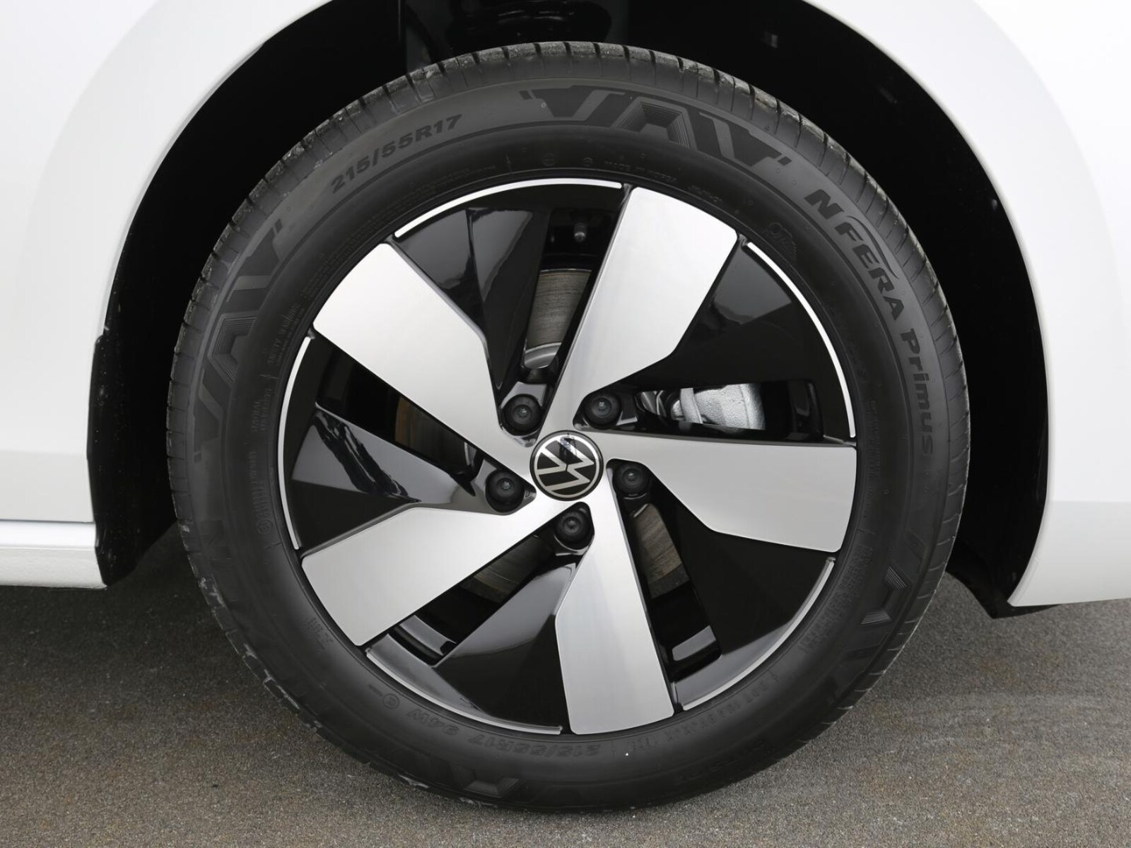 Volkswagen Passat – Bild 18