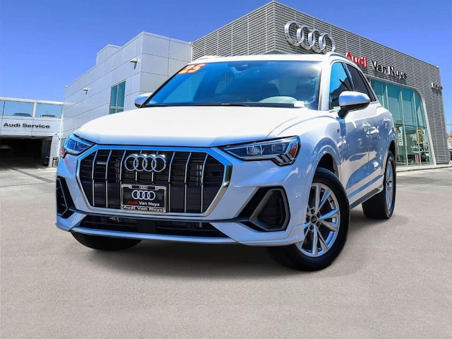 Photo of 2025 Audi Q3 SUV 