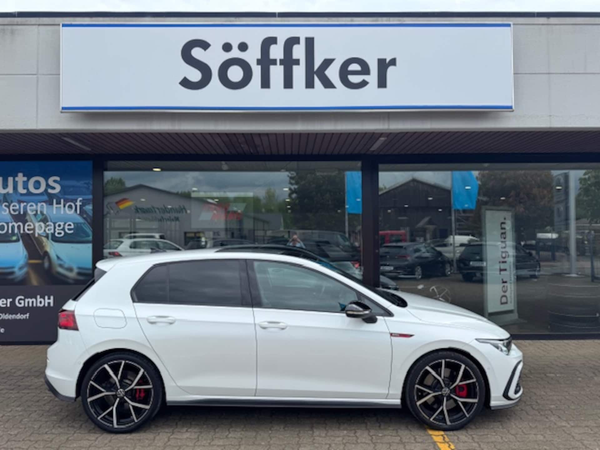 Volkswagen Golf GTI