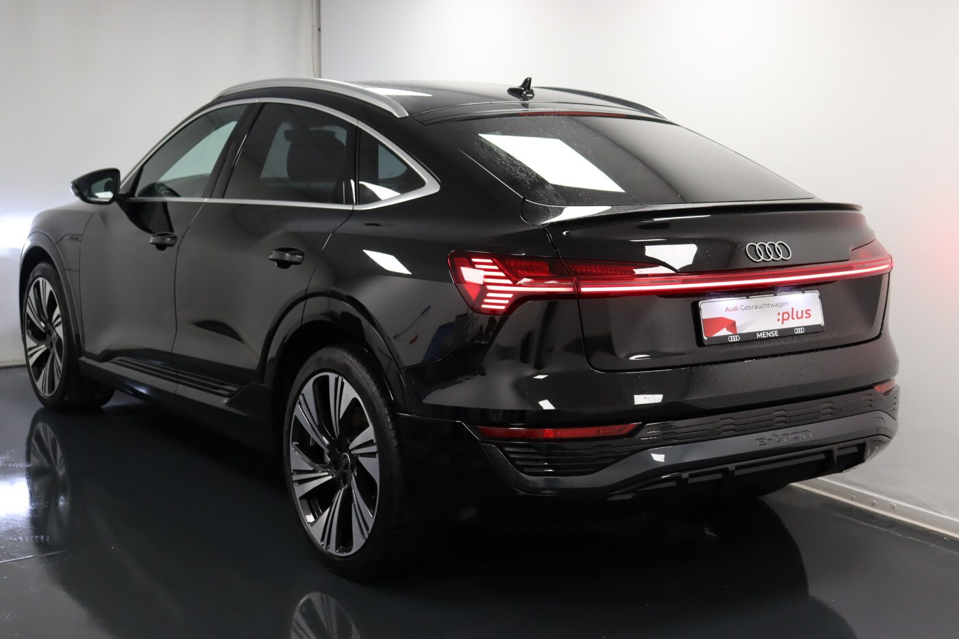 Image about Audi Q8 Sportback e-tron S line 55 e-tron quattro