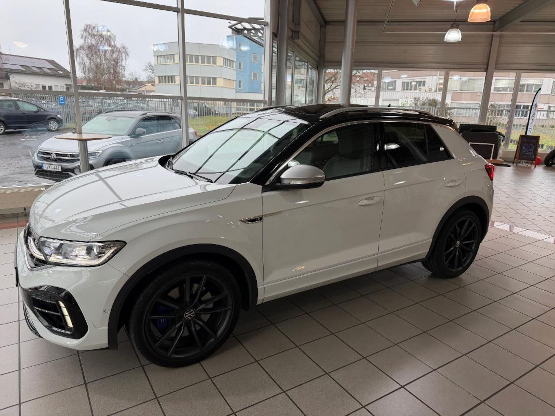 Volkswagen T-Roc R