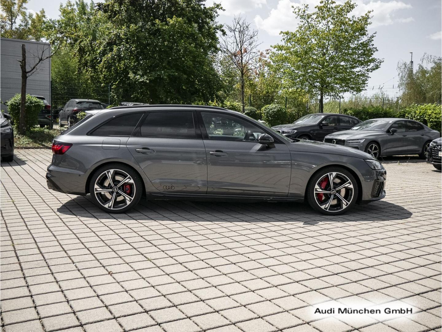 Bild über - für weitere Informationen kontaktieren Sie den Audi Partner