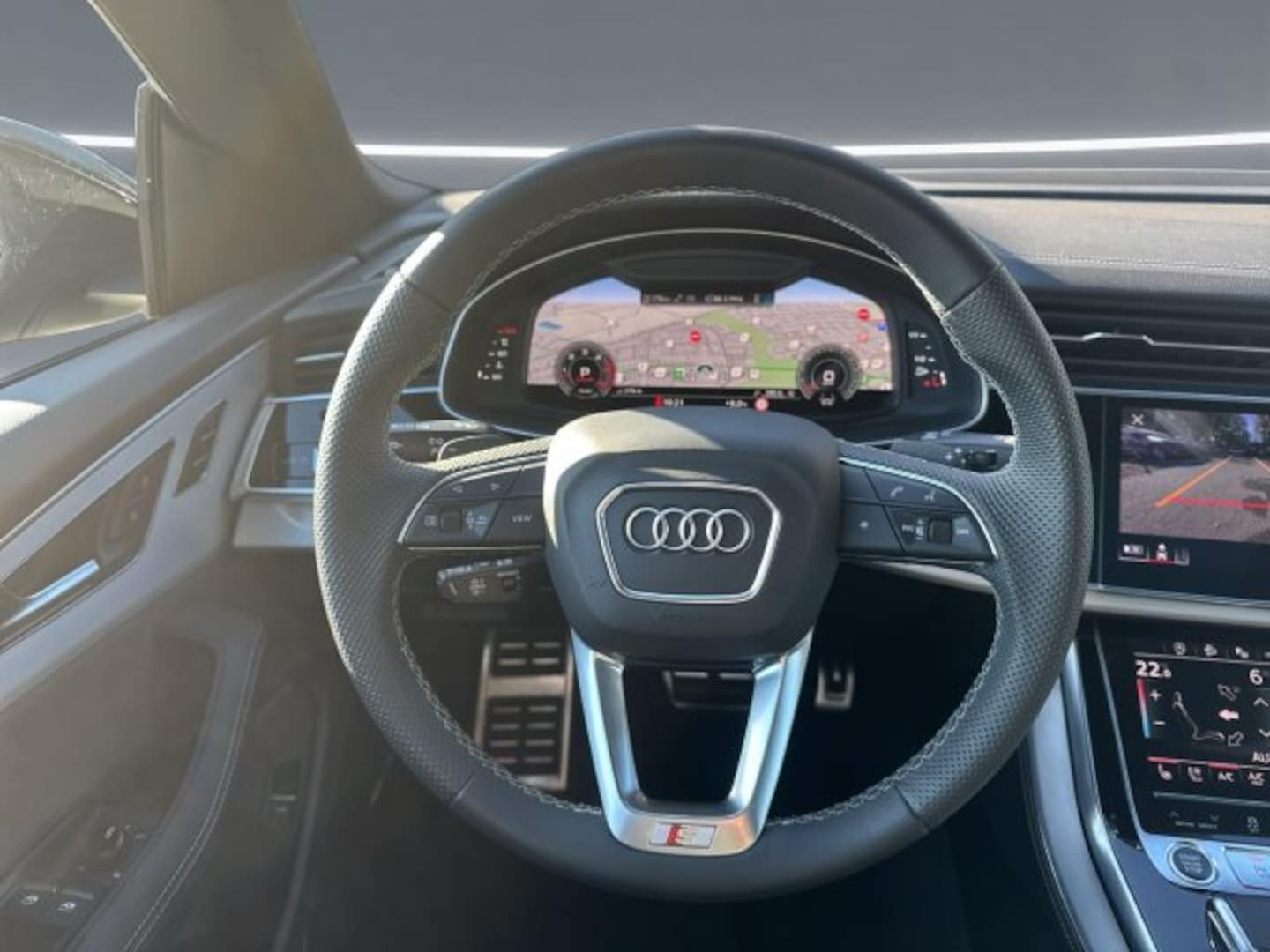 Bild über Audi Q8 50 TDI quattro tiptronic - für weitere Informationen kontaktieren Sie den Audi Partner
