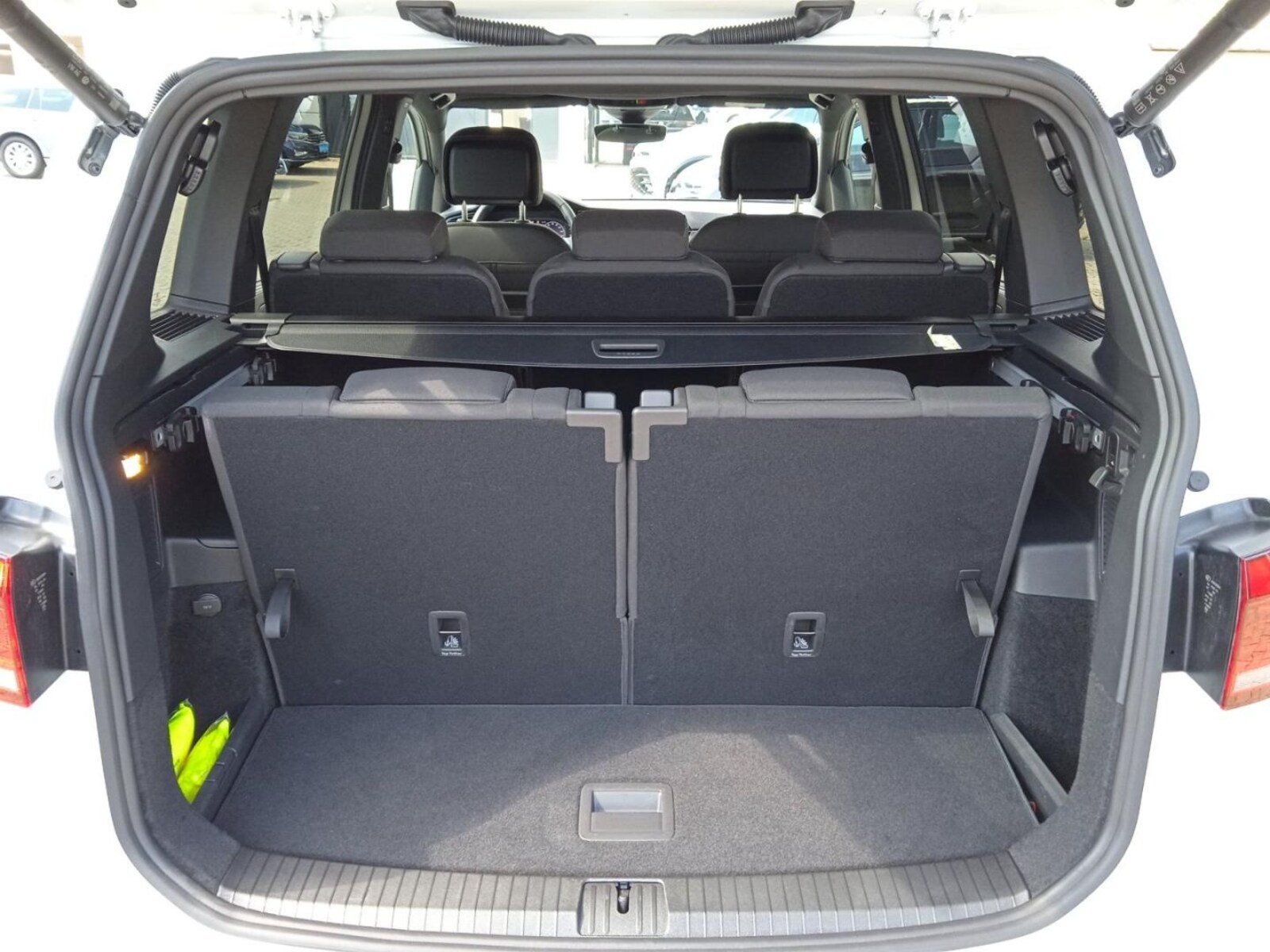 Volkswagen Touran – Bild 17