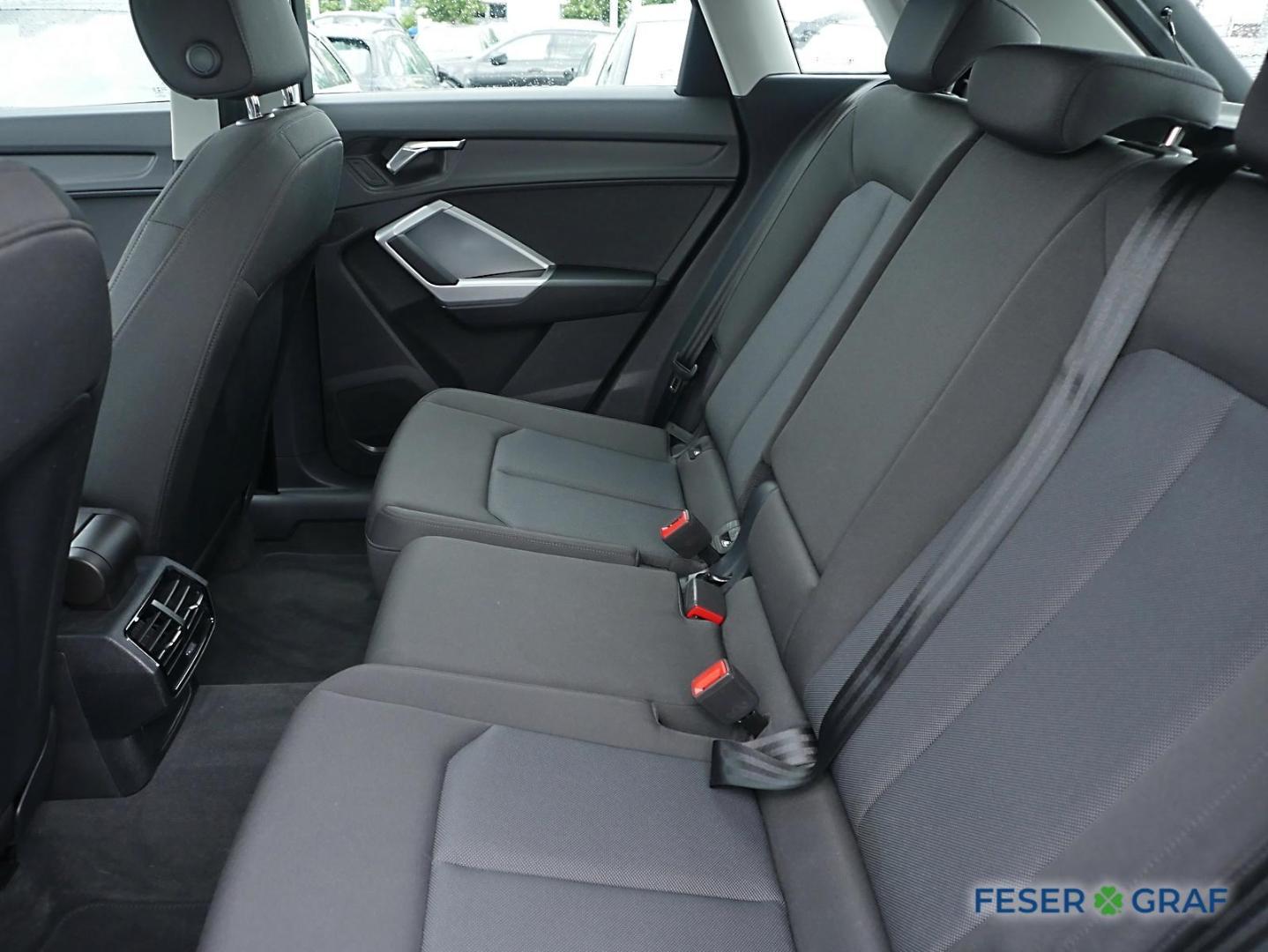 Image about Audi Q3 TFSI e 45 TFSI e S tronic
