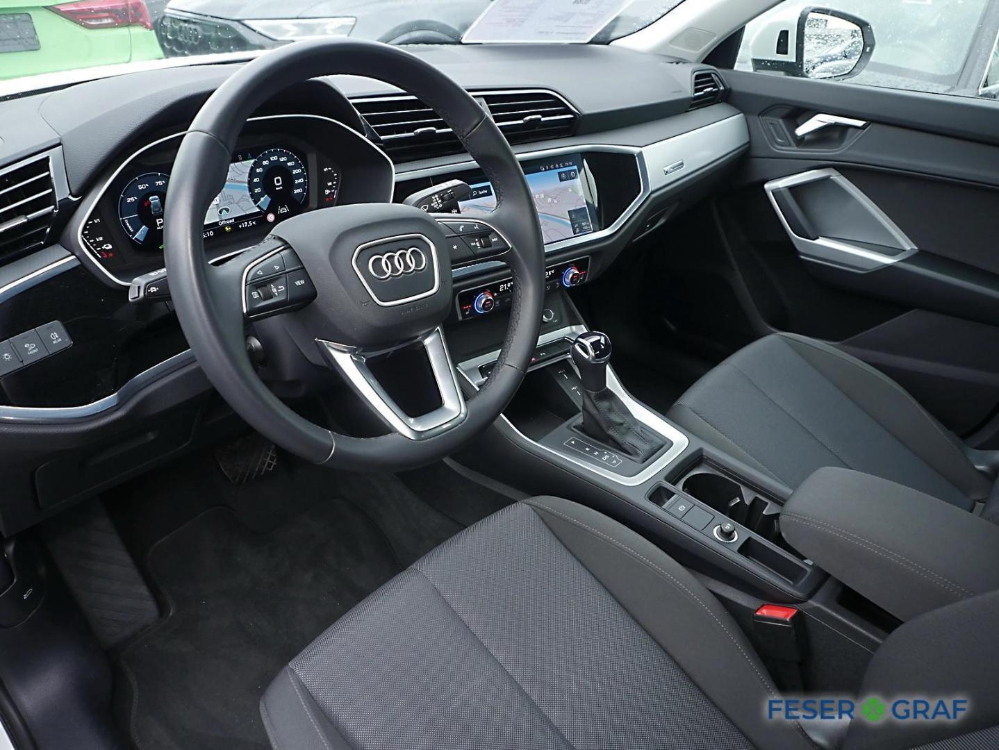 Image about Audi Q3 TFSI e 45 TFSI e S tronic