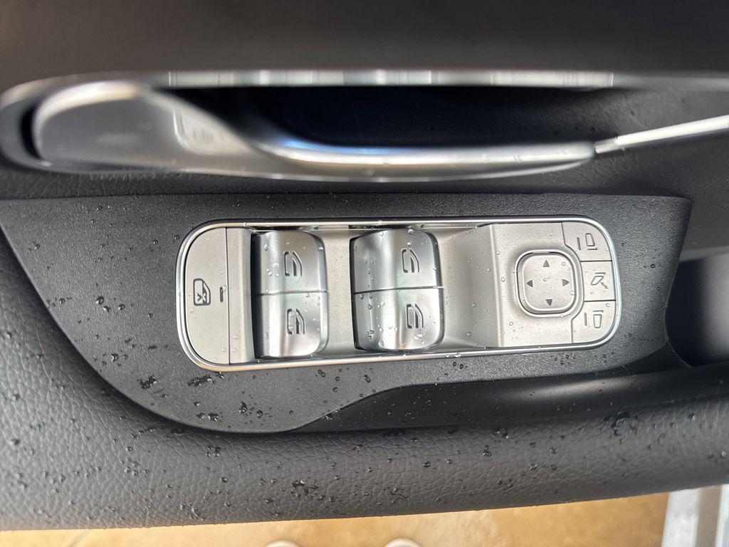 2025 Mercedes-Benz GLS Base - Photo 11