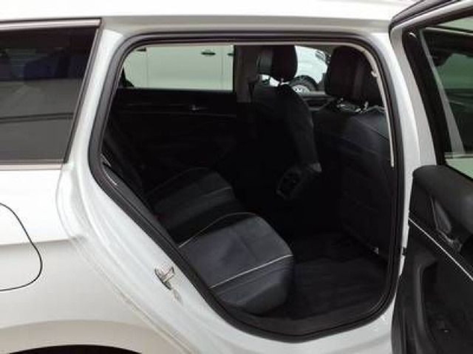 Volkswagen Passat – Bild 12