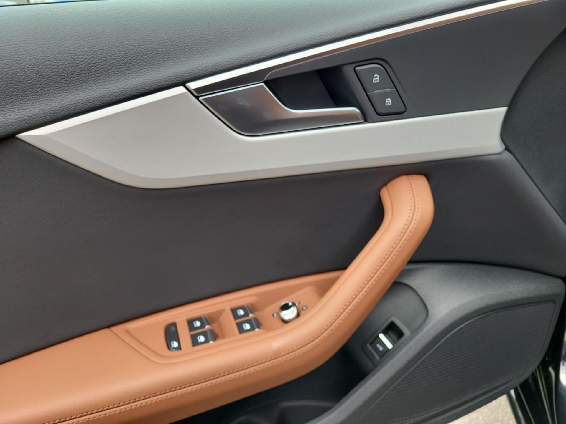 Audi A4 Limousine Advanced