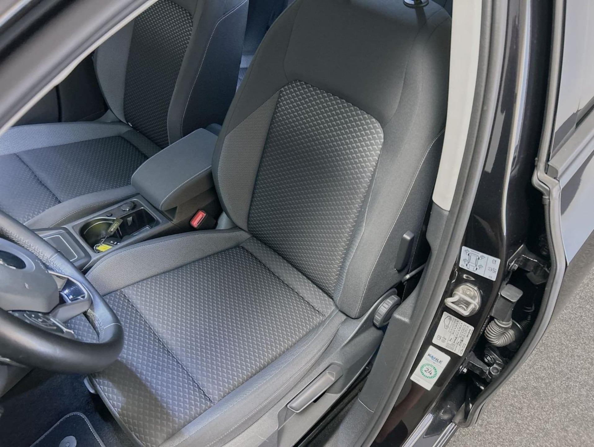 Volkswagen Golf Active