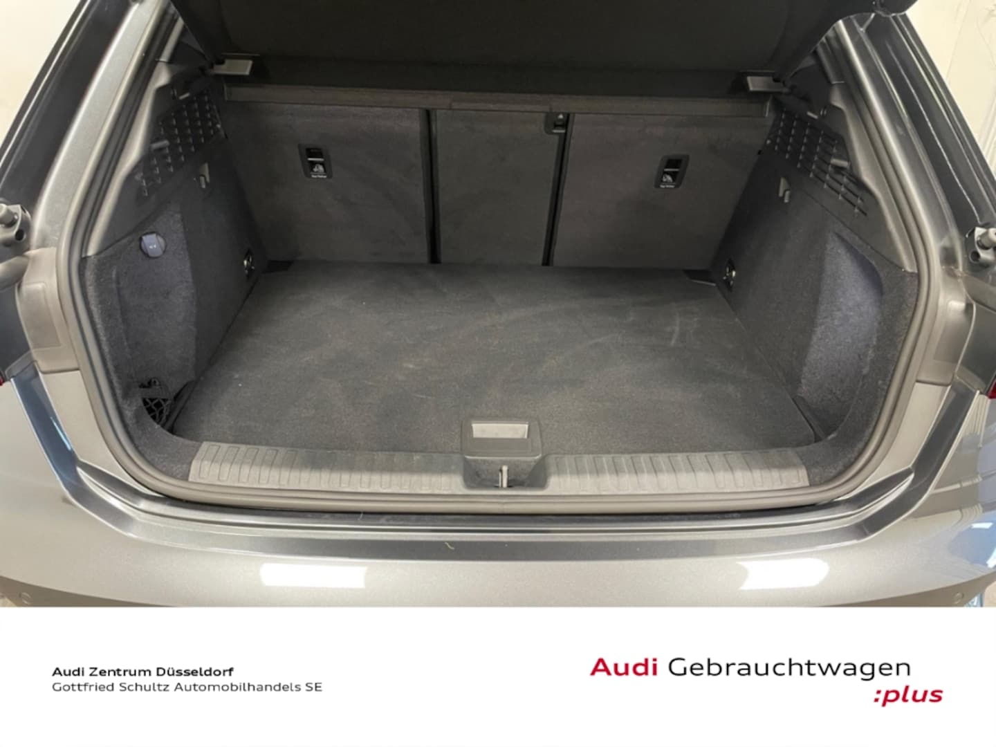Bild über Audi S3 Sportback TFSI quattro S tronic - für weitere Informationen kontaktieren Sie den Audi Partner