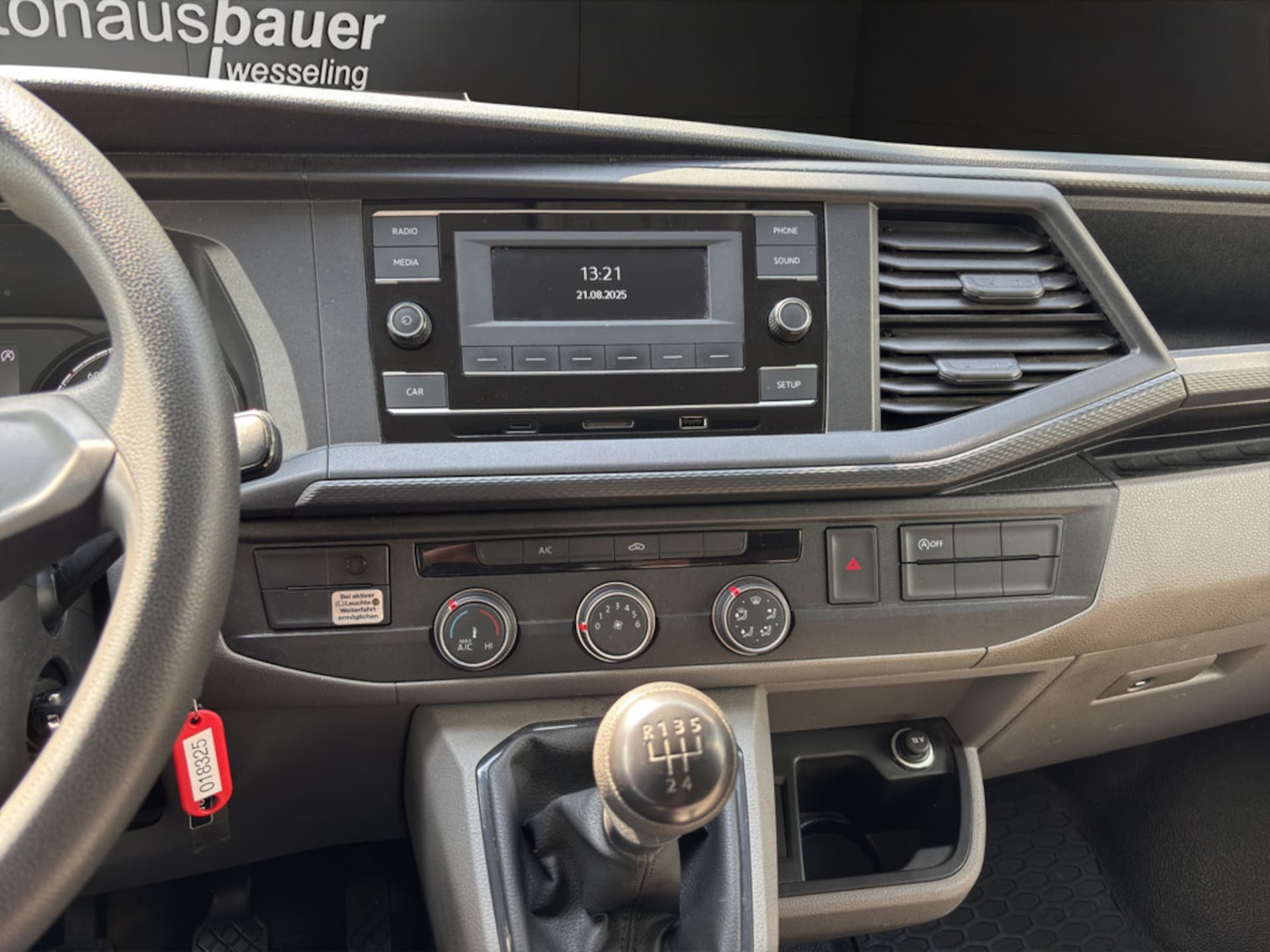 Volkswagen T6.1 Transporter Pritschenwagen Einzelkabine