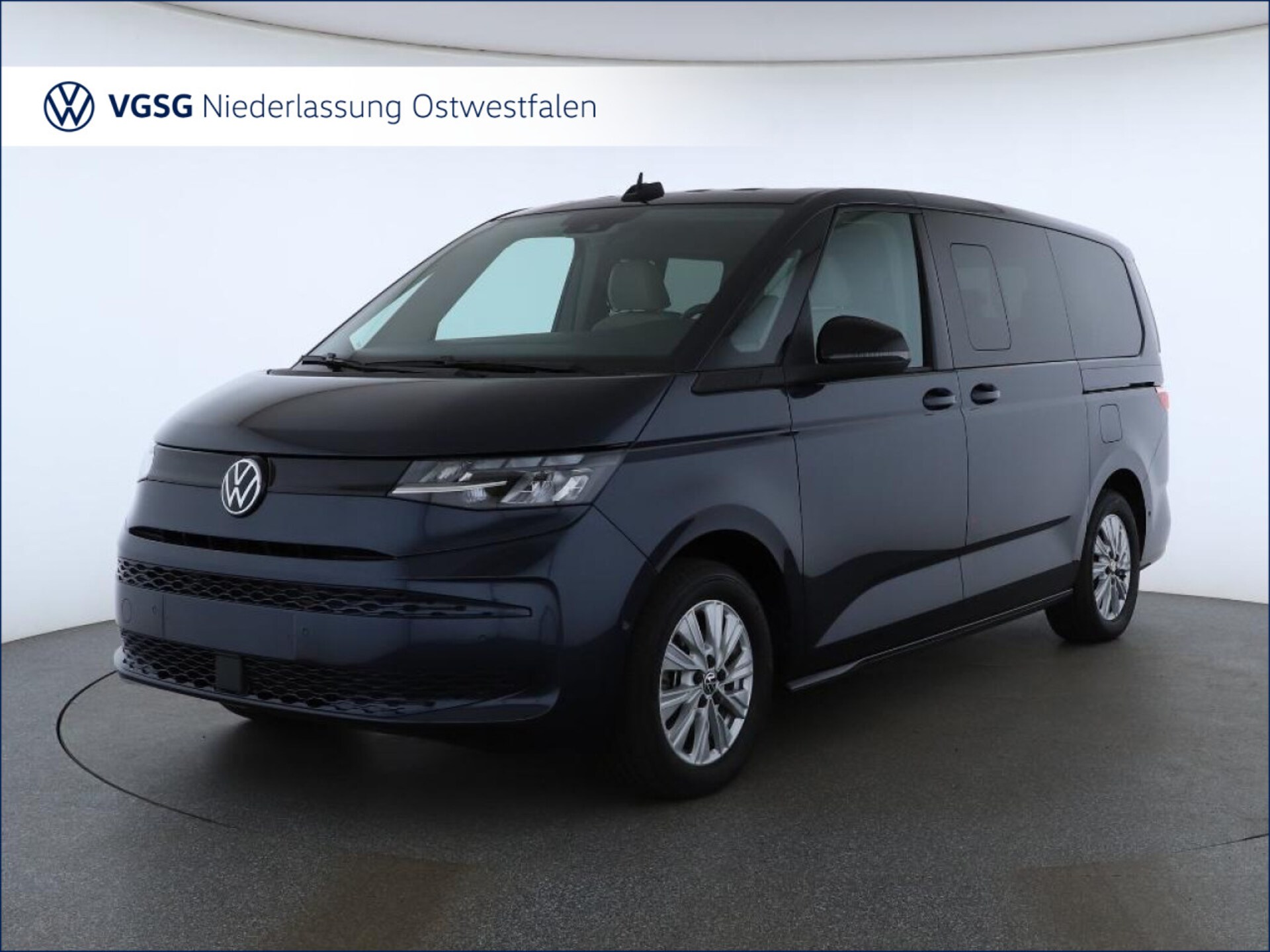 Volkswagen Multivan Langversion Basis-Modell