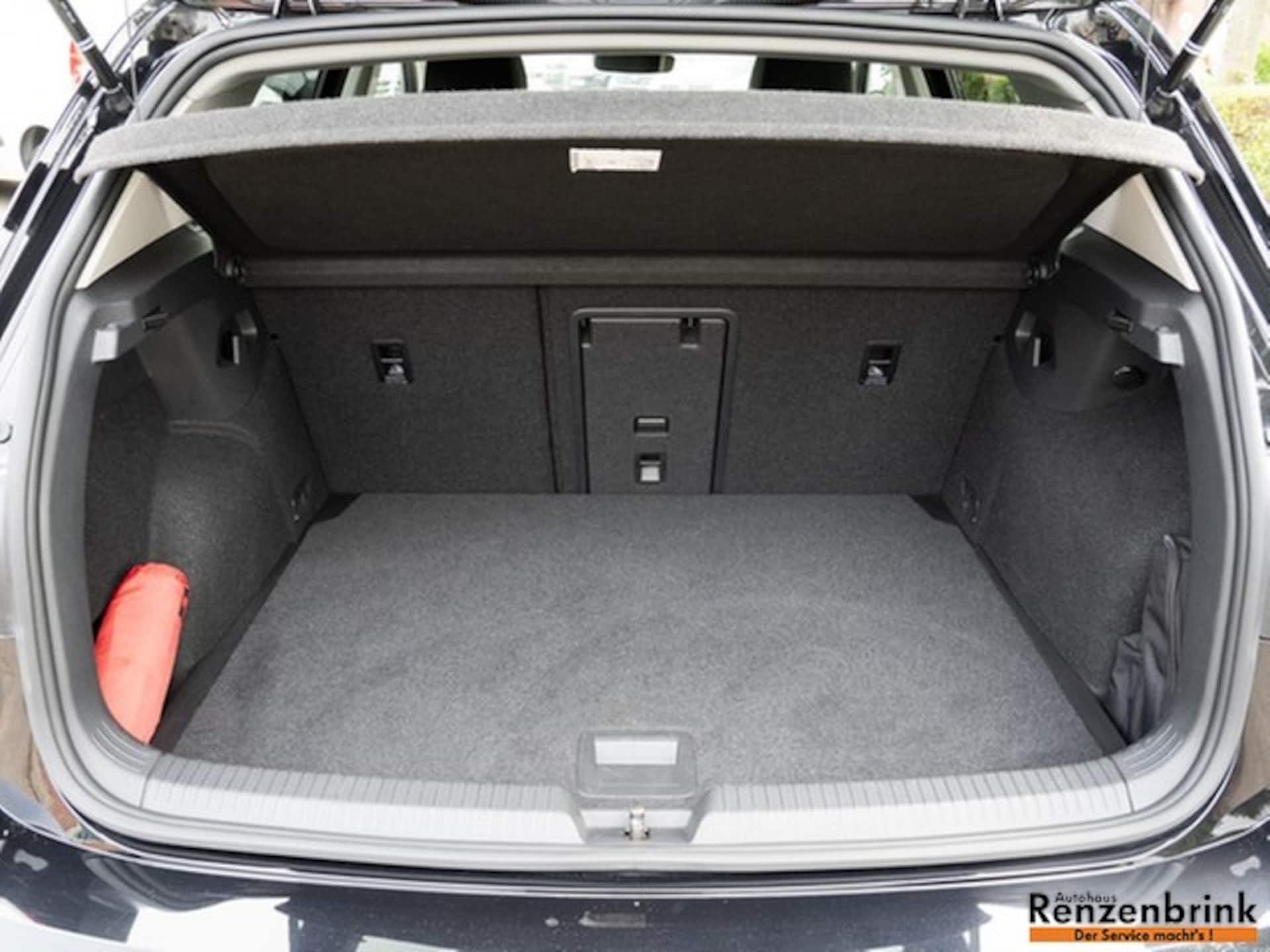 Volkswagen Golf Active