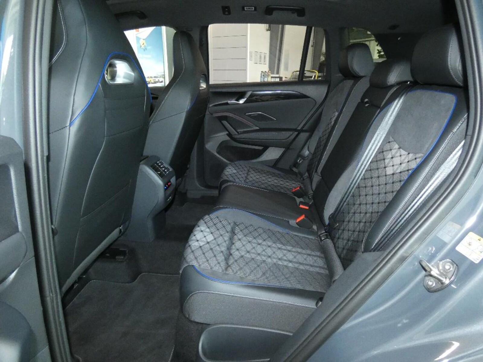Volkswagen Tiguan – Bild 9