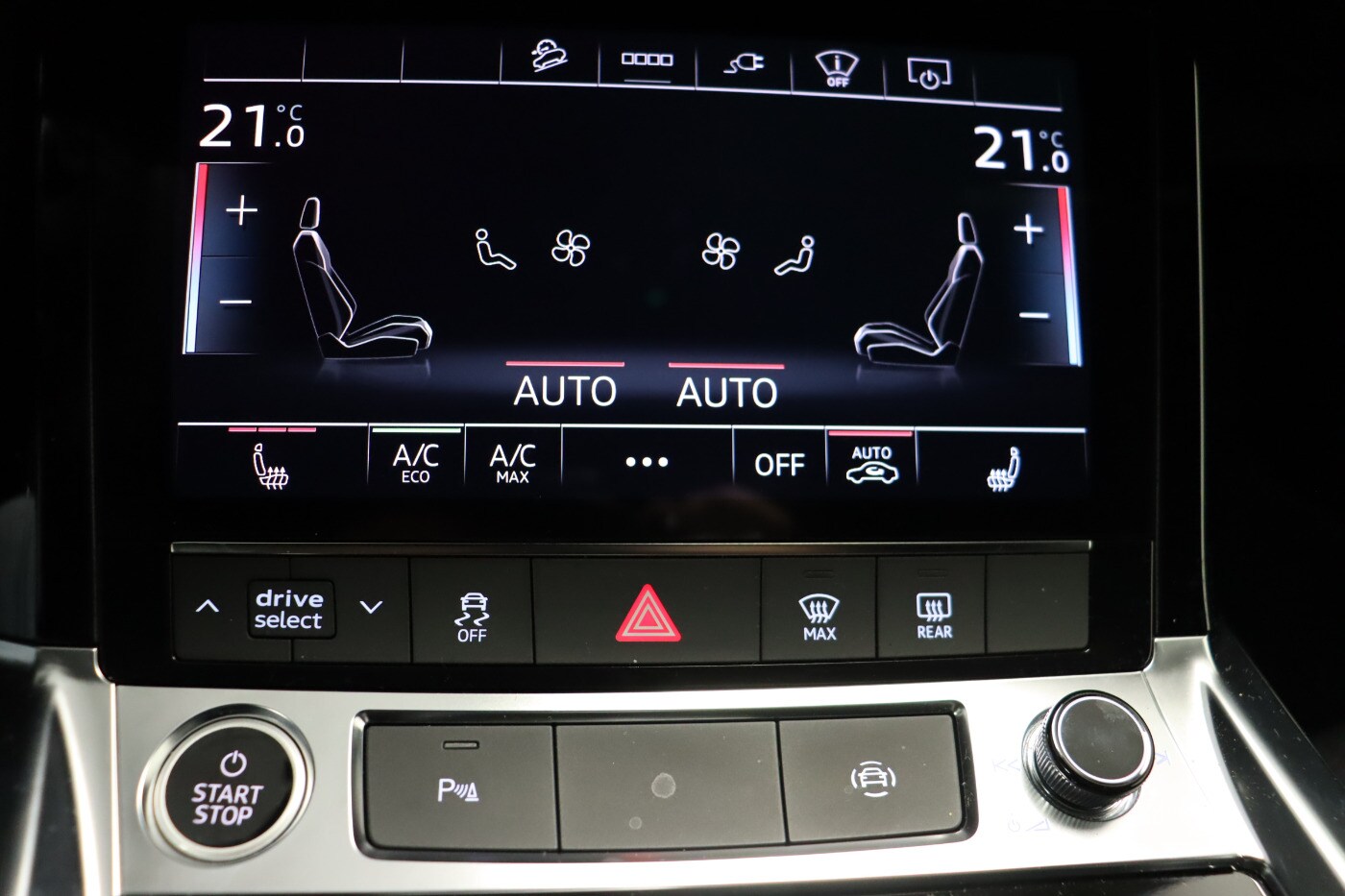 Image about Audi Q8 Sportback e-tron S line 55 e-tron quattro
