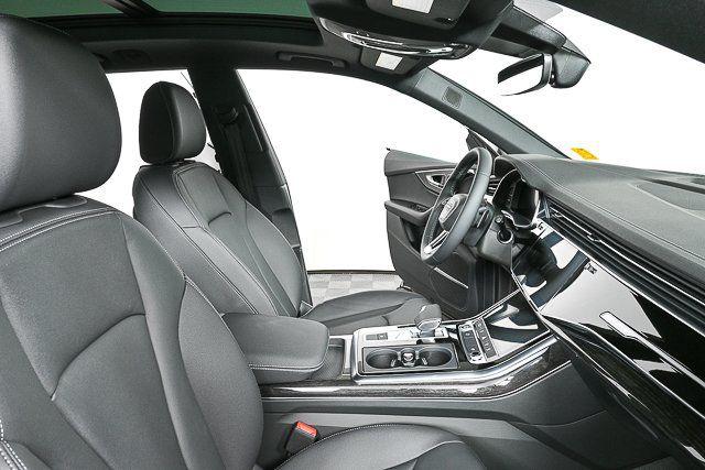 2026 Audi Q8 Premium - Photo 24