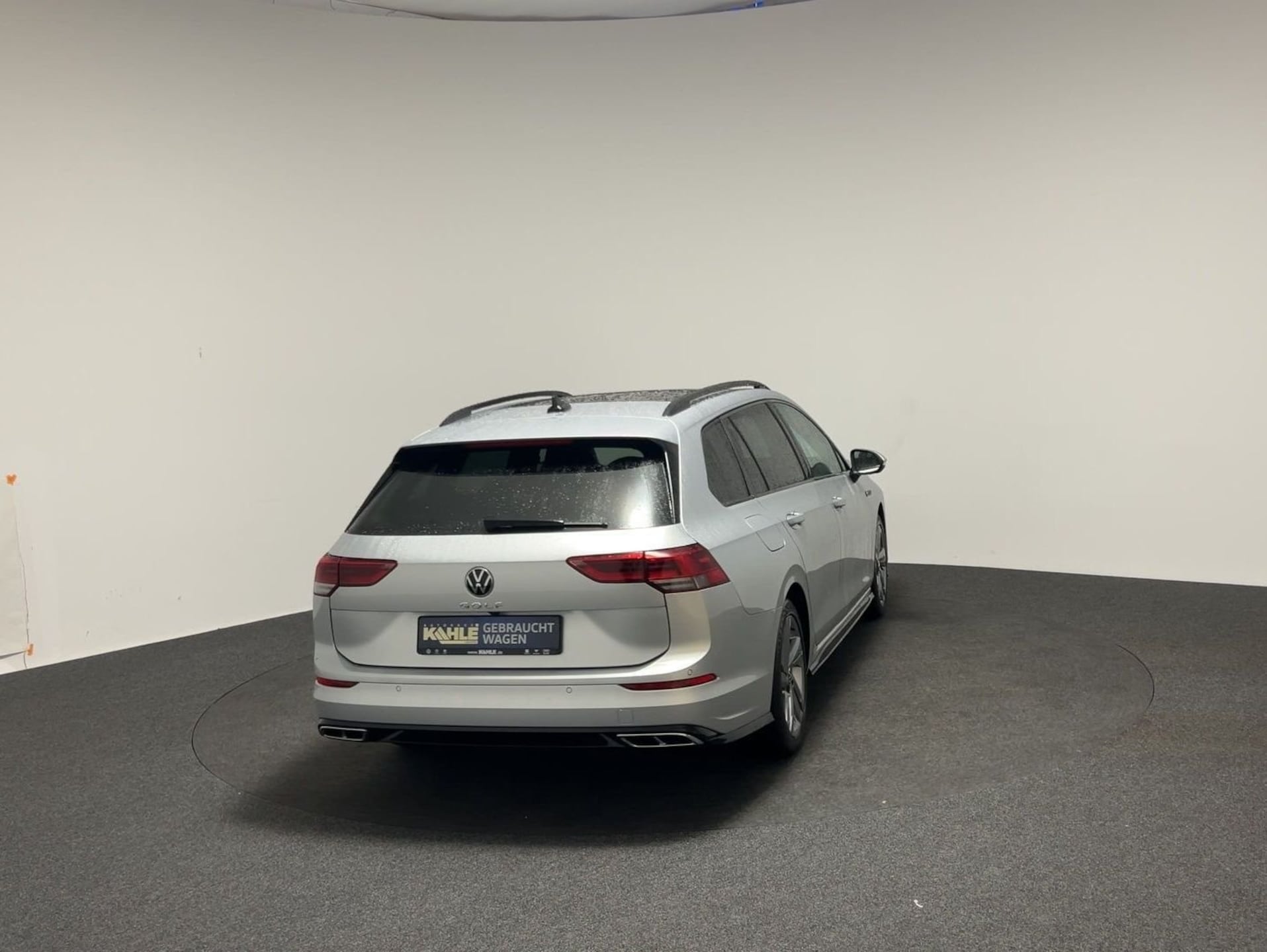 Volkswagen Golf Variant R-Line