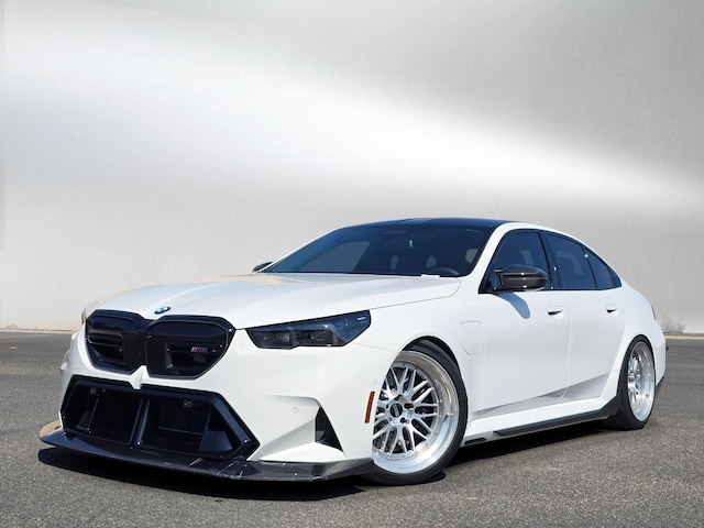 2026 BMW M5