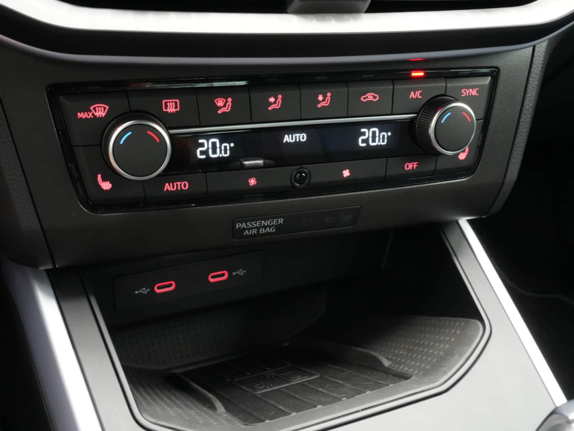 SEAT Arona FR