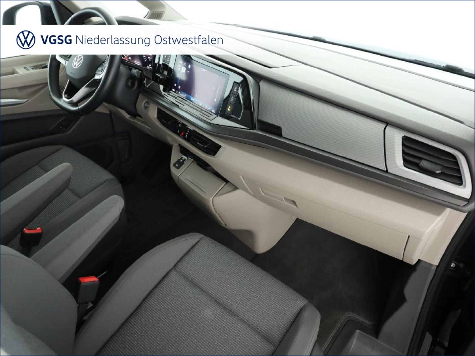Volkswagen Multivan Langversion Basis-Modell