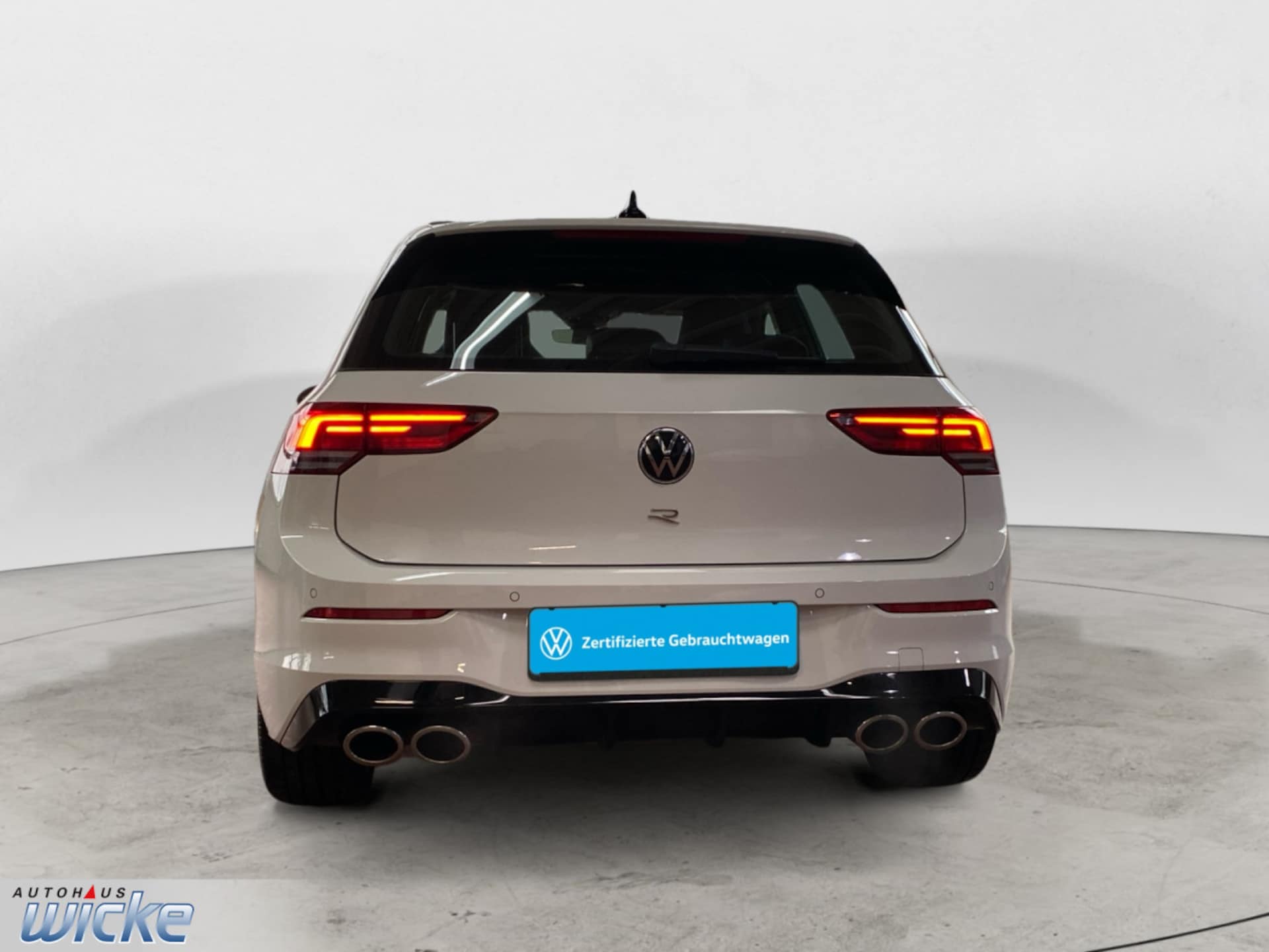 Volkswagen Golf R