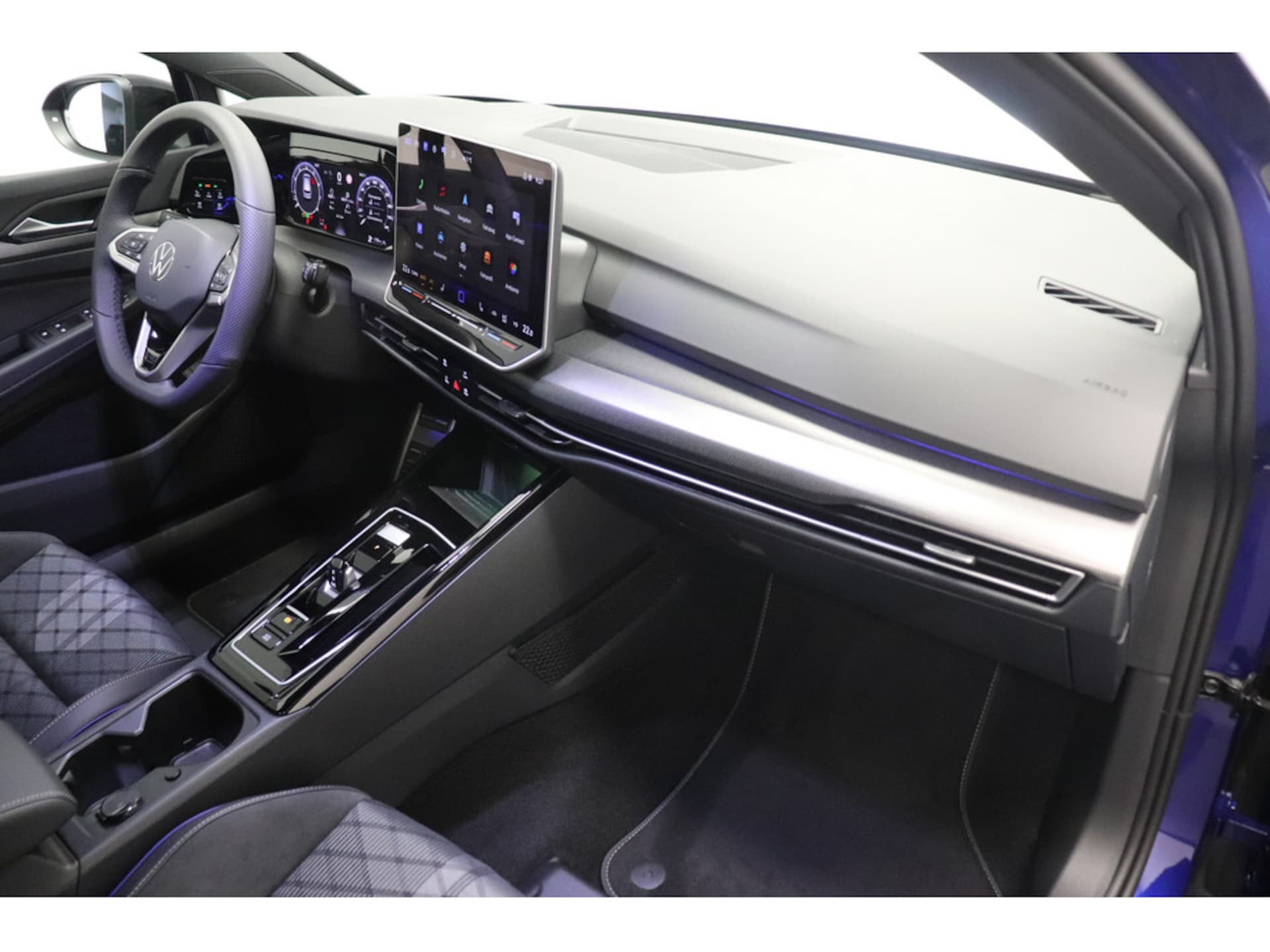 Volkswagen Golf R-Line
