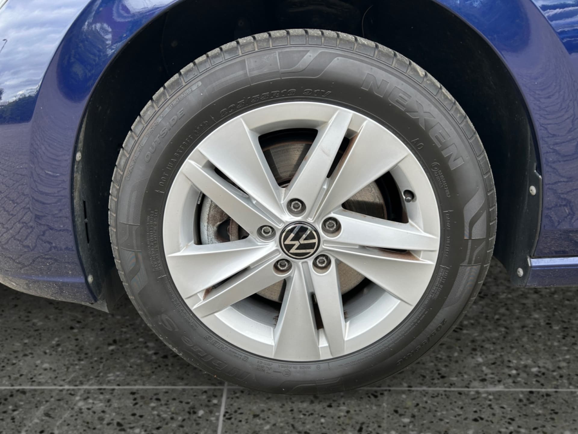 Volkswagen Golf Variant Life