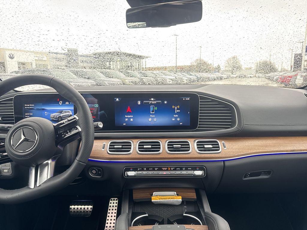 2025 Mercedes-Benz GLS Base - Photo 16