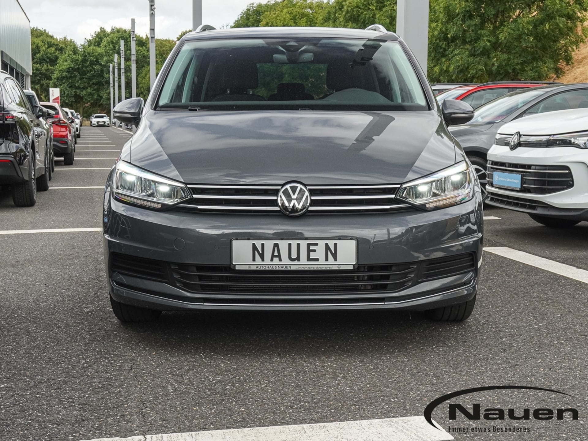 Volkswagen Touran Active