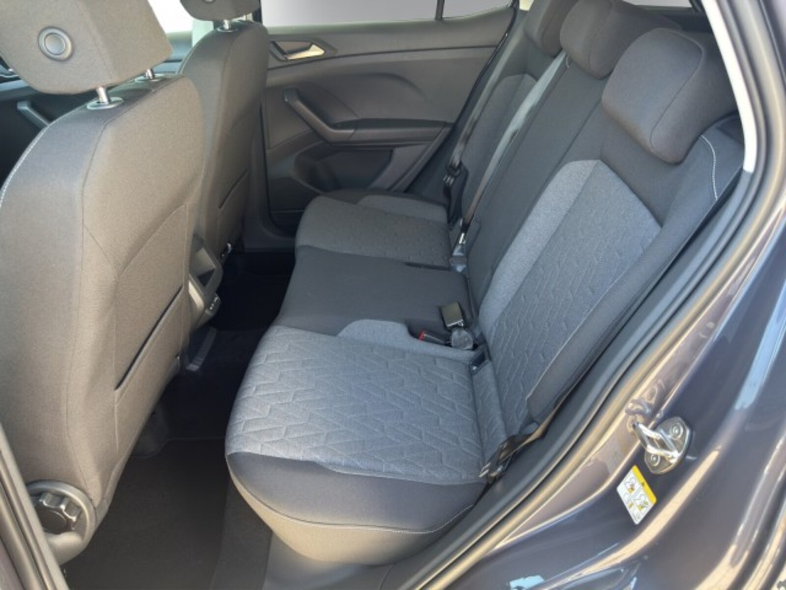 Volkswagen T-Cross – Bild 12