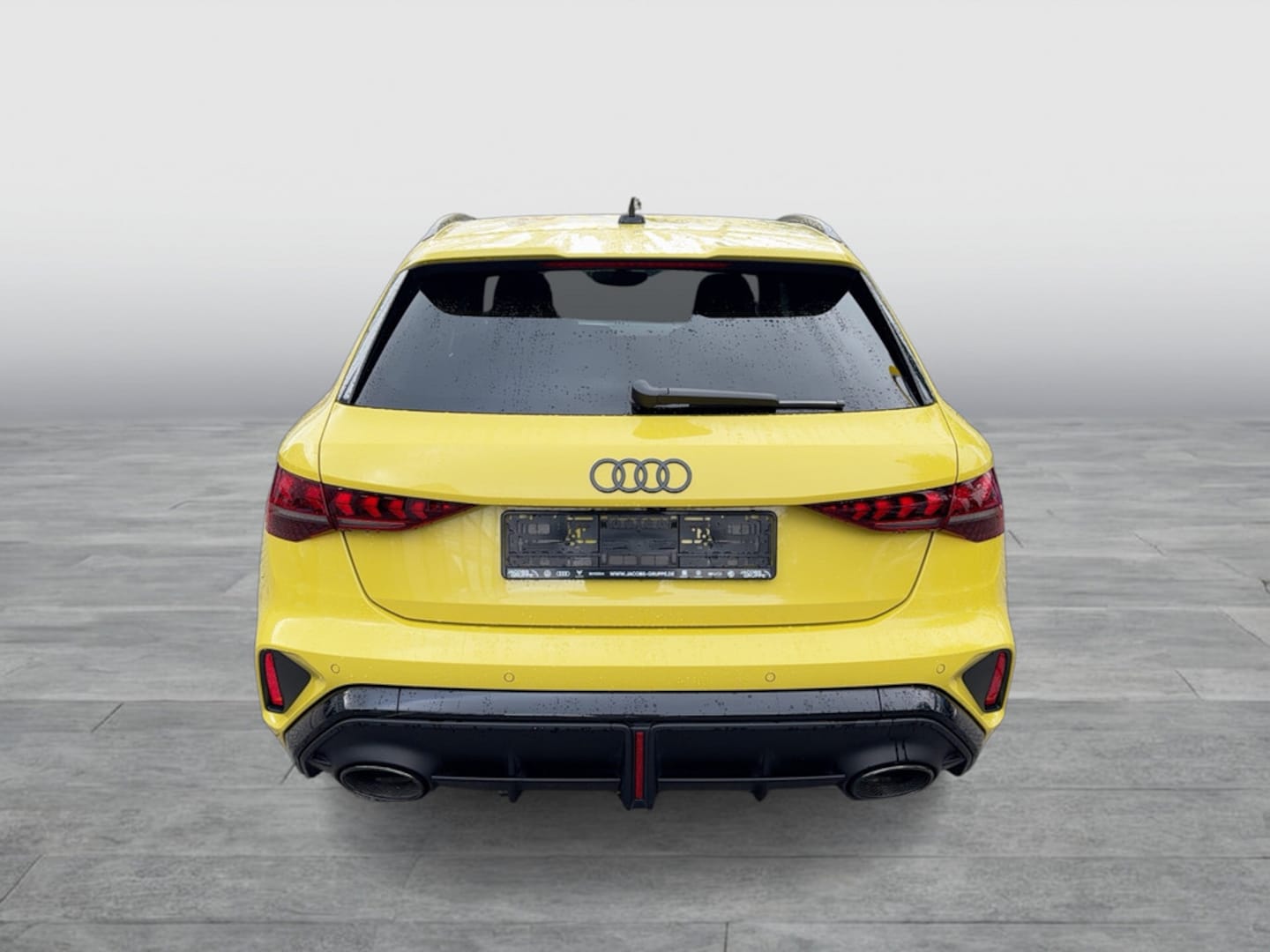 Bild über Audi RS 3 Sportback TFSI quattro 294 kW S tronic - für weitere Informationen kontaktieren Sie den Audi Partner