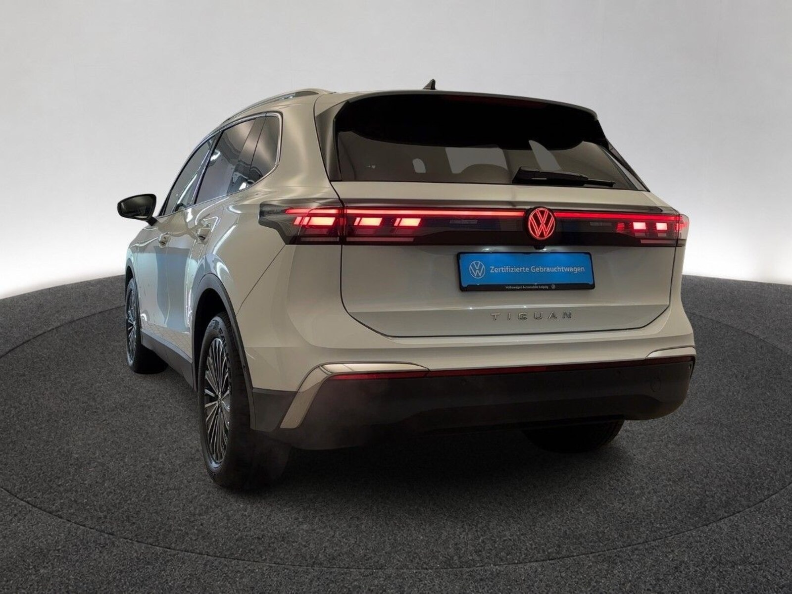 Volkswagen Tiguan – Bild 2