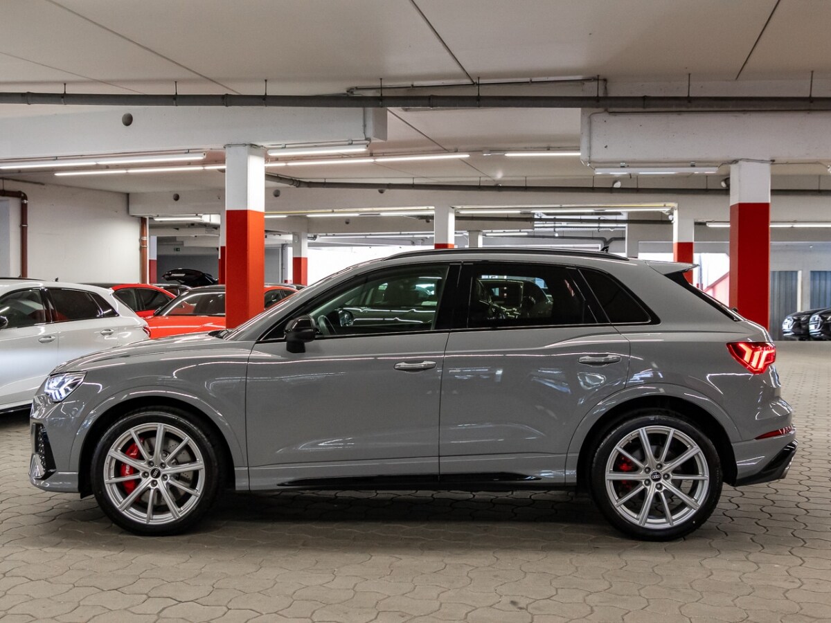 Image about Audi RS Q3 TFSI quattro S tronic