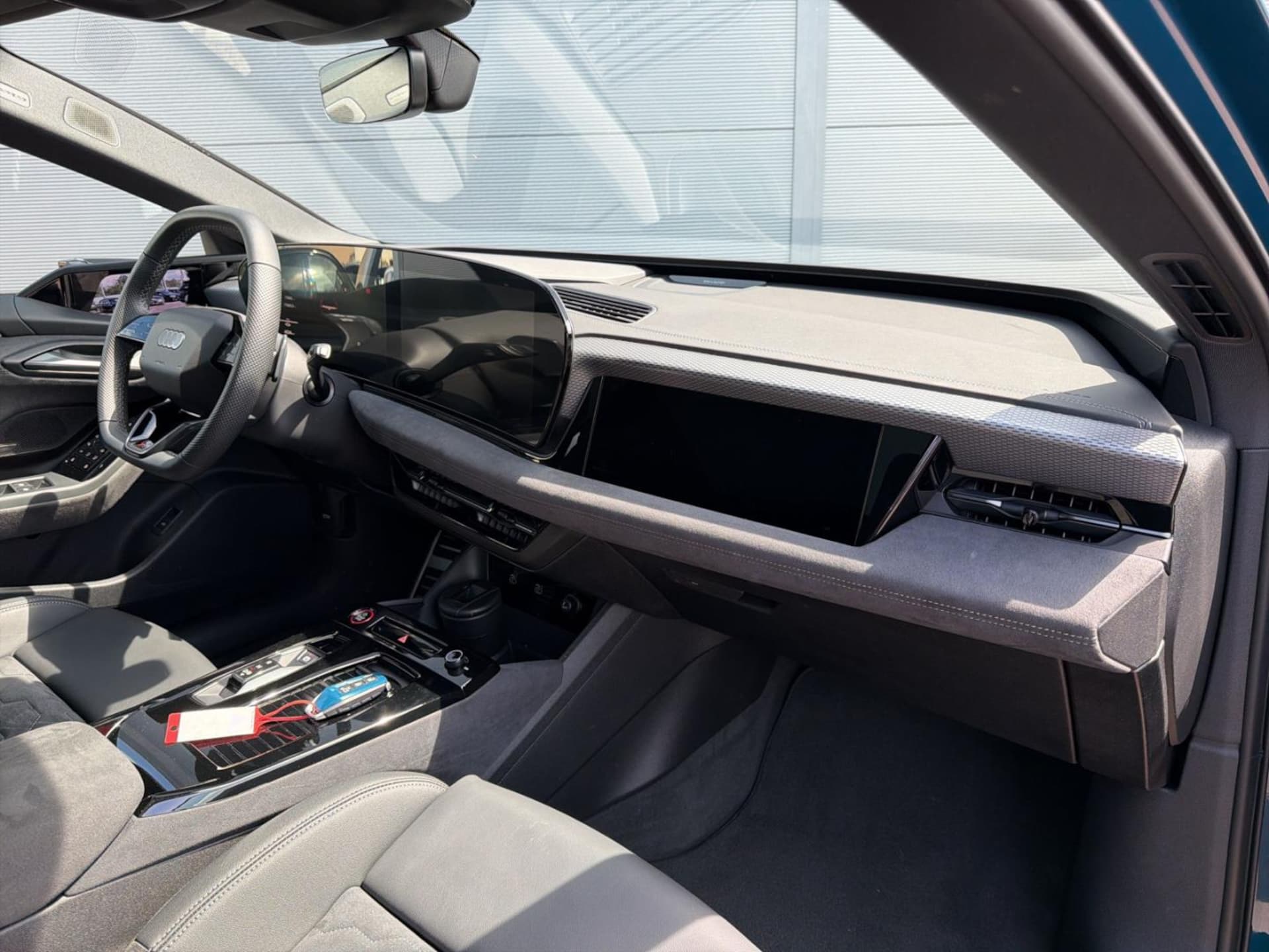 Audi A6 Avant e-tron edition one