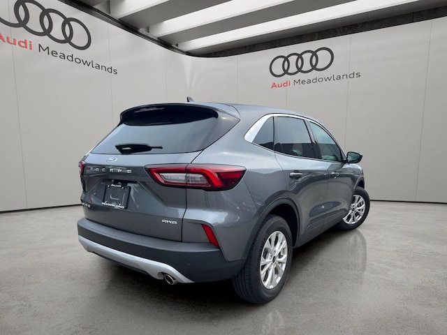 2023 Ford Escape