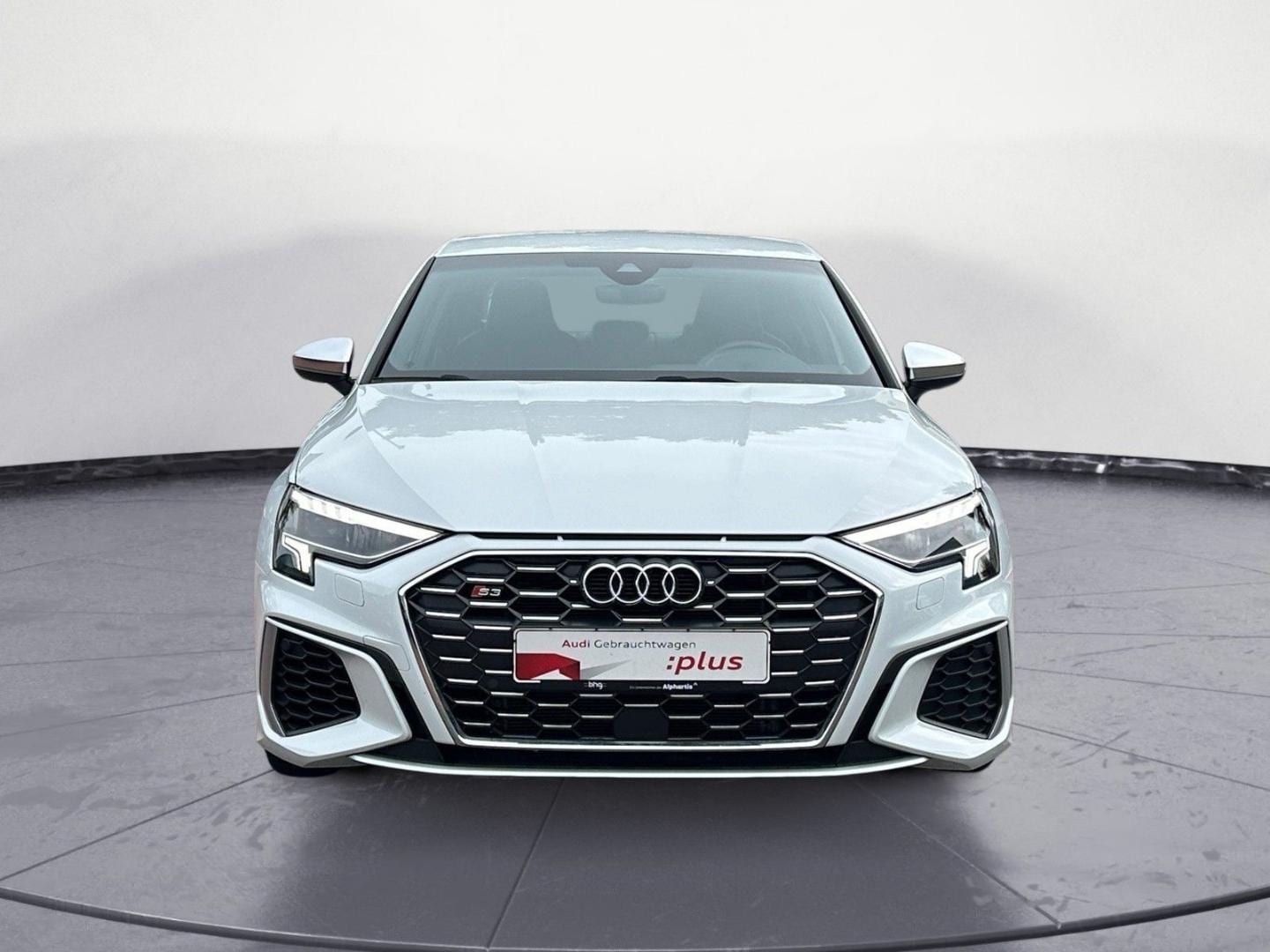 Bild über Audi S3 Limousine TFSI quattro S tronic - für weitere Informationen kontaktieren Sie den Audi Partner