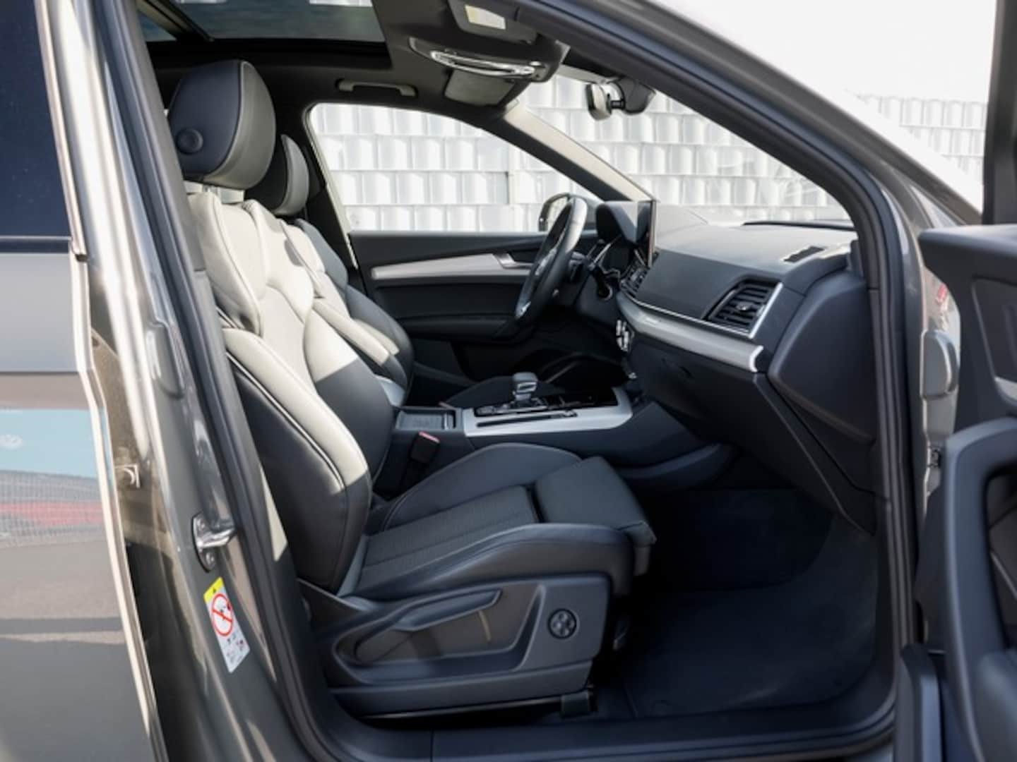 Bild über Audi Q5 Sportback 40 TDI quattro S tronic - für weitere Informationen kontaktieren Sie den Audi Partner