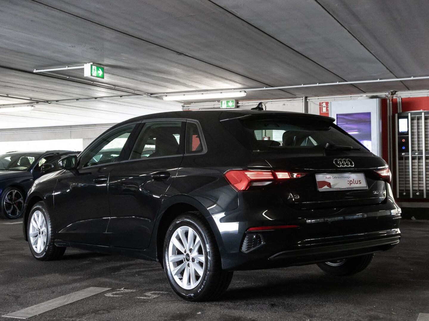 Bild über Audi A3 Sportback 30 TFSI S tronic - für weitere Informationen kontaktieren Sie den Audi Partner