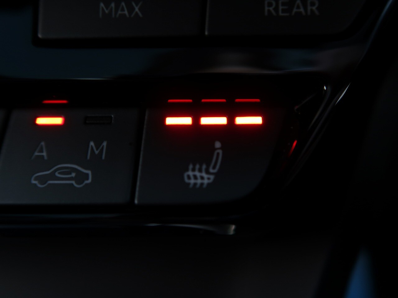 Image about Audi e-tron GT e-tron GT quattro 350,00 kW