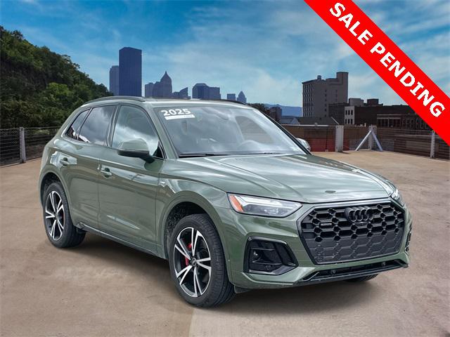2025 Audi Q5 45 Premium Plus's photo