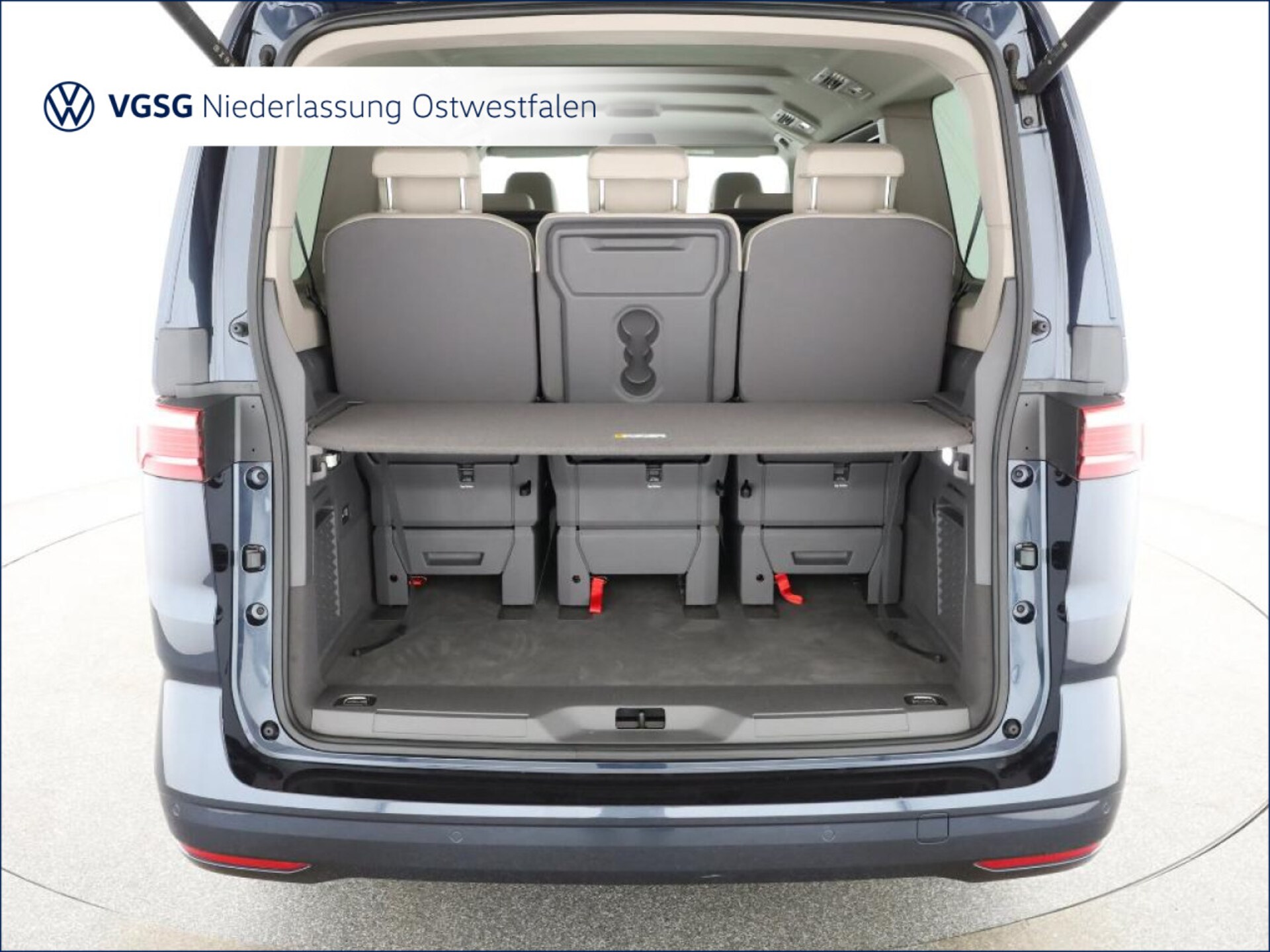 Volkswagen Multivan Langversion Basis-Modell