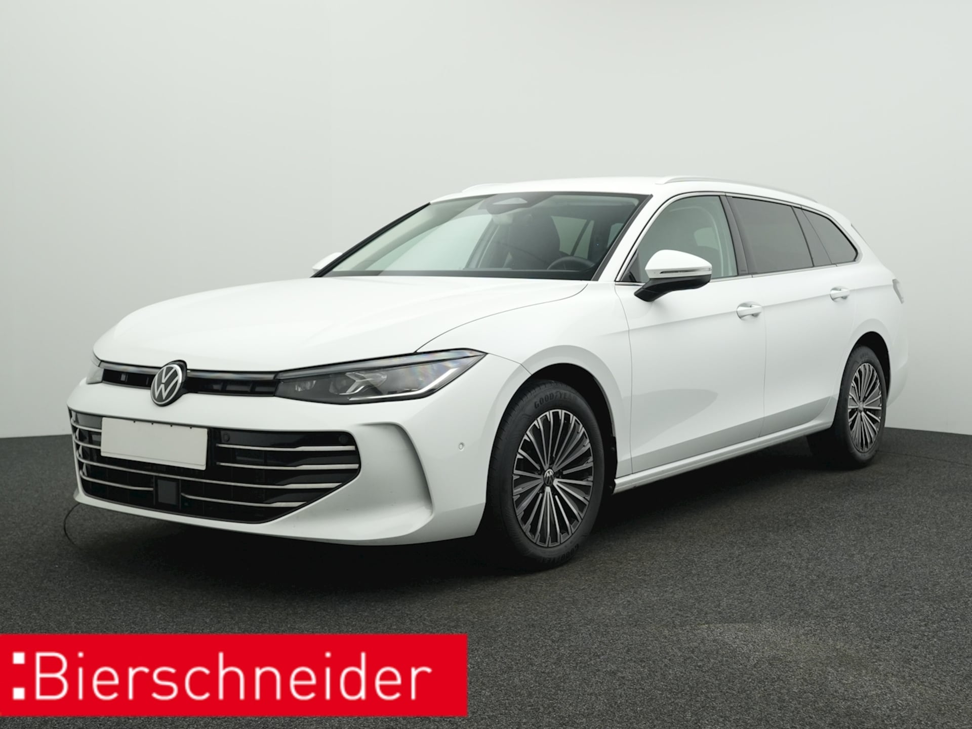 Volkswagen Passat — Volkswagen Passat 2.0 TDI DSG 4Mo. Elegance IQ.LIGHT AHK HuD