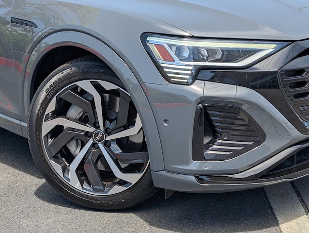 2024 Audi Q8 Sportback e-tron