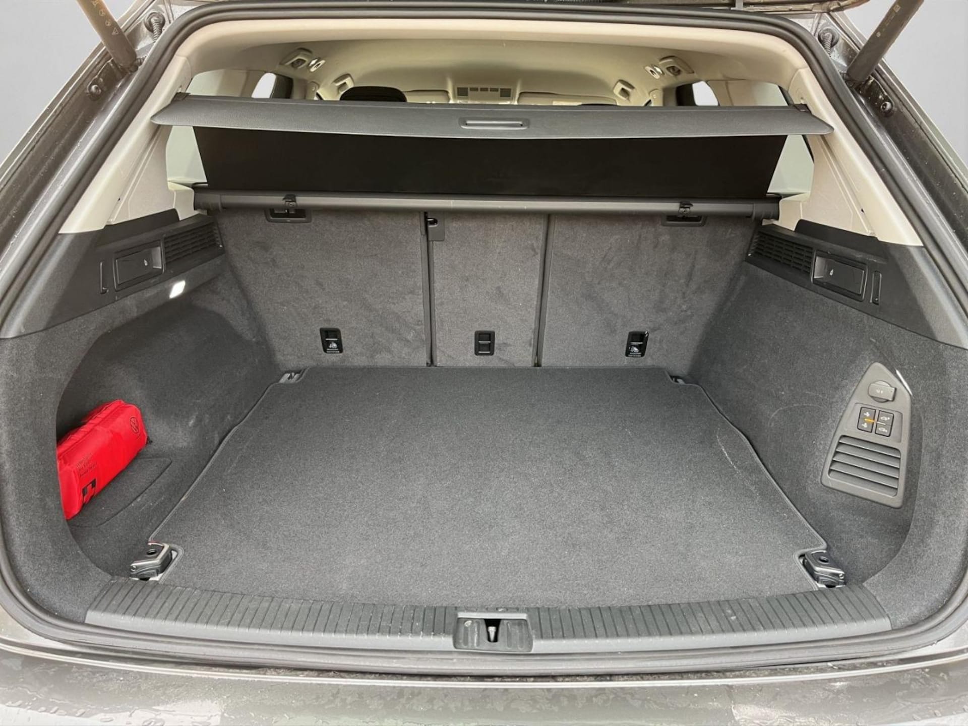 Volkswagen Touareg Basis-Modell